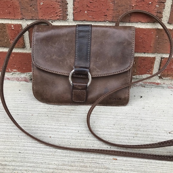 Fossil Handbags - Fossil SL 8762 Brown Leather Crossbody Purse